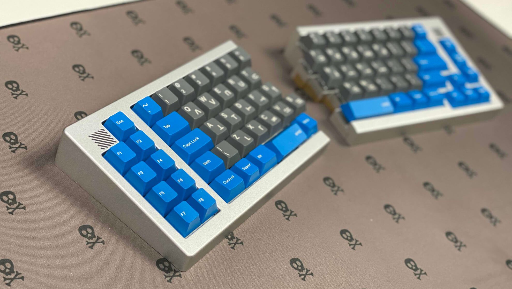 kbd_65_doppelganger_proto1_split.jpg