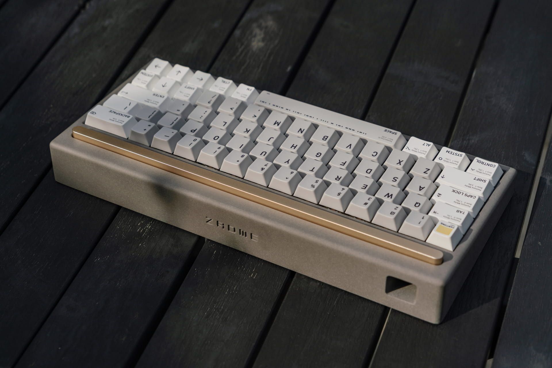 kbd_60_concret60_back.jpg