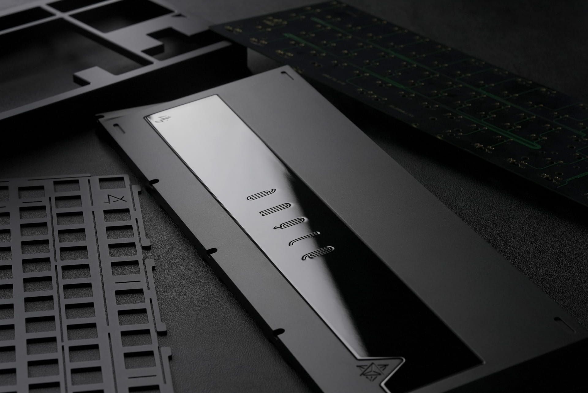 kbd_tkl_angle_back.jpg