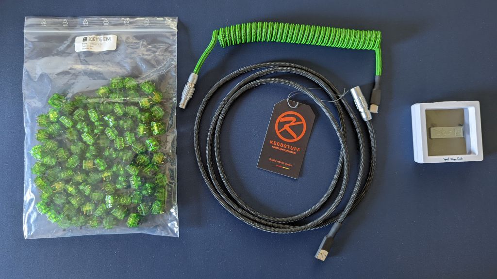 00026_aurora_build_accessories.jpg
