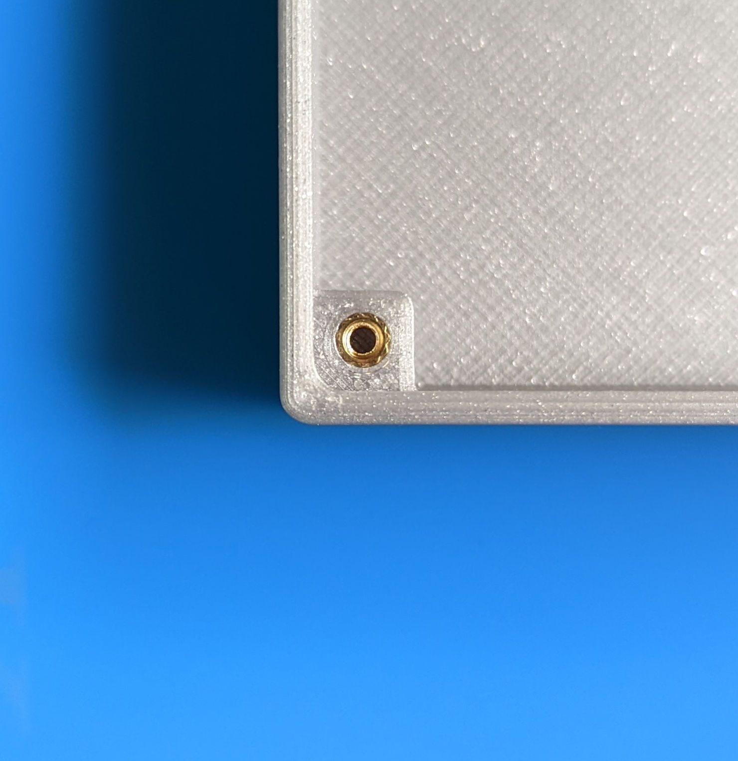 YT43 - Heat-Set Inserts