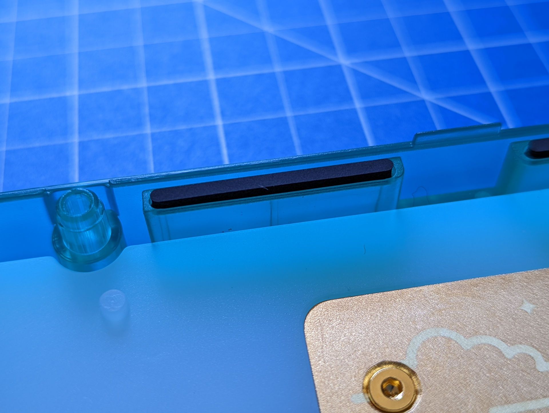 Ikki68 Aurora R1 - Gasket Chips