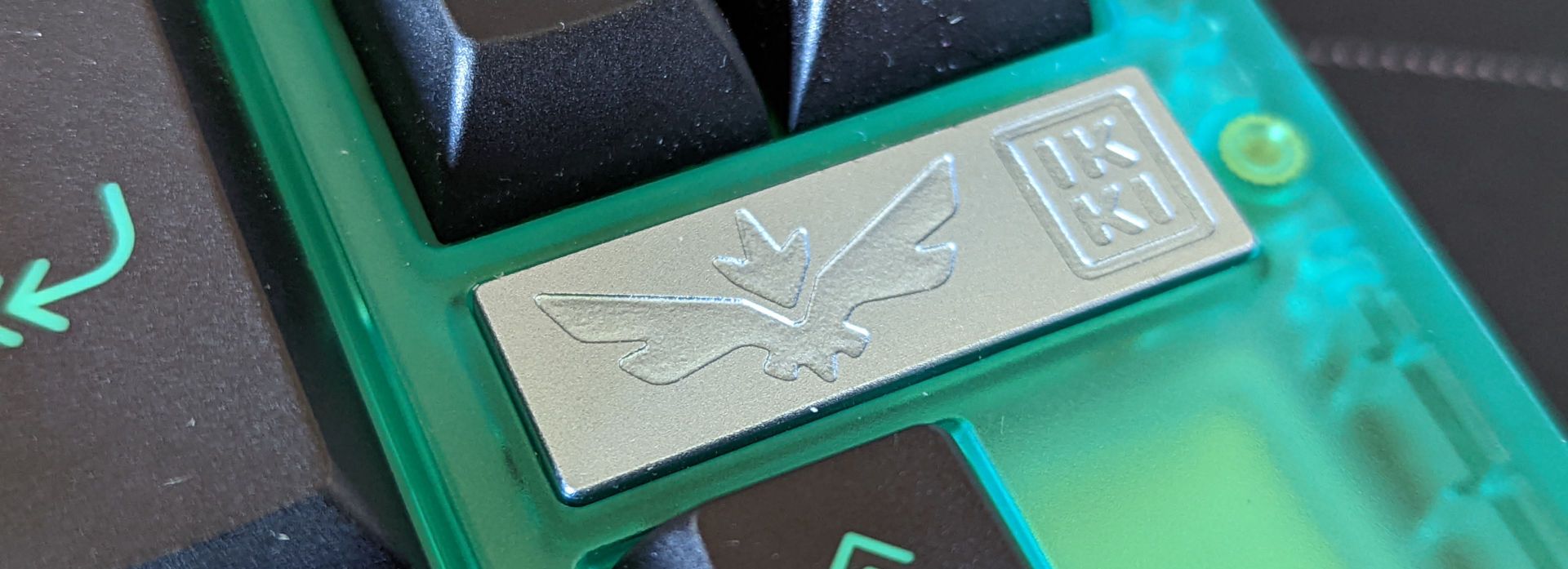 Ikki68 Aurora R1 - Badge