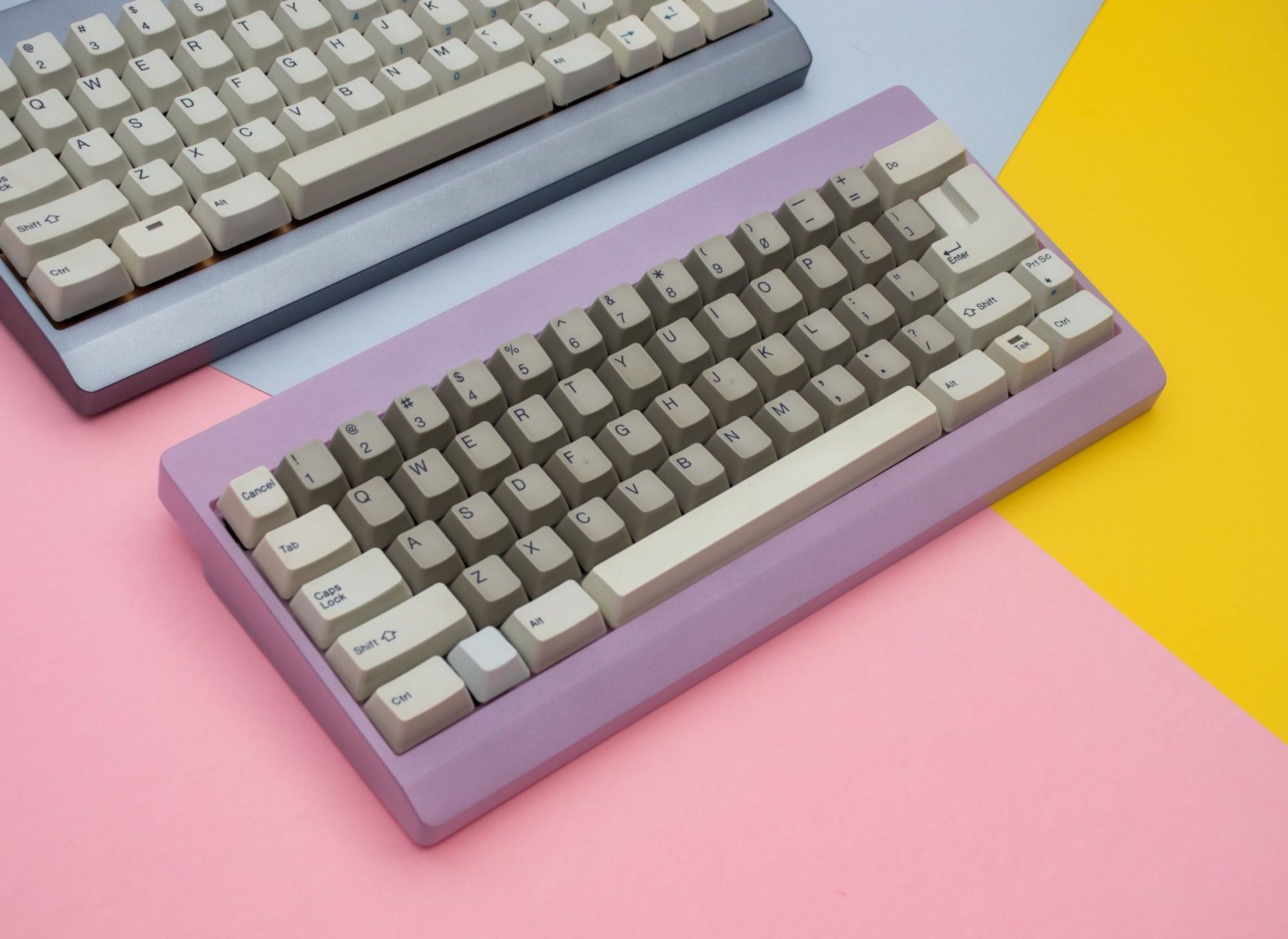 Bullfrog 60 by Small Pond Studio