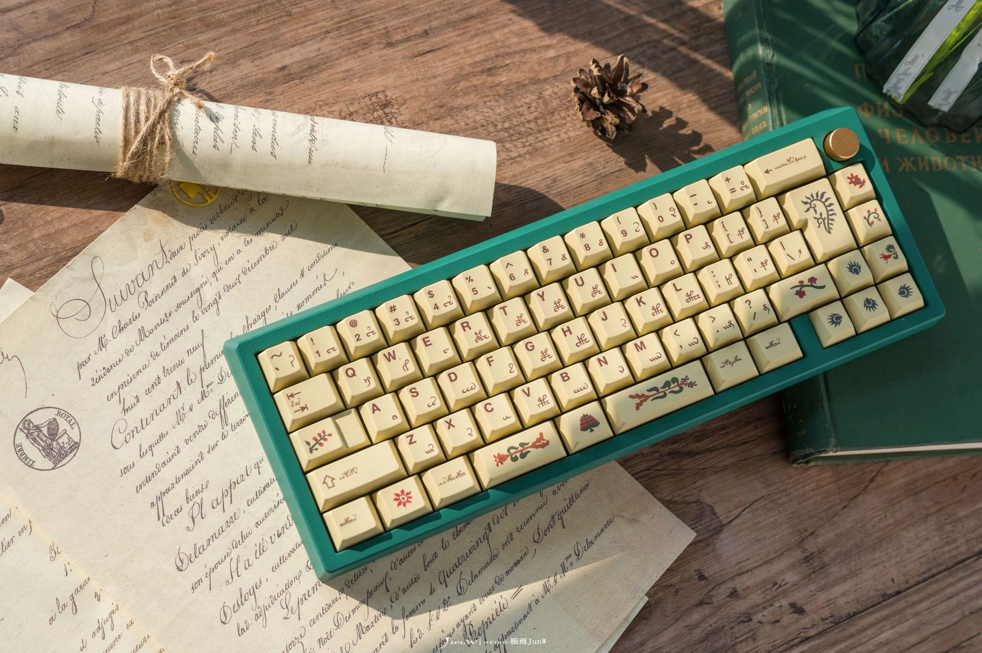 kbd_65_zoom65_ee_v2.jpg