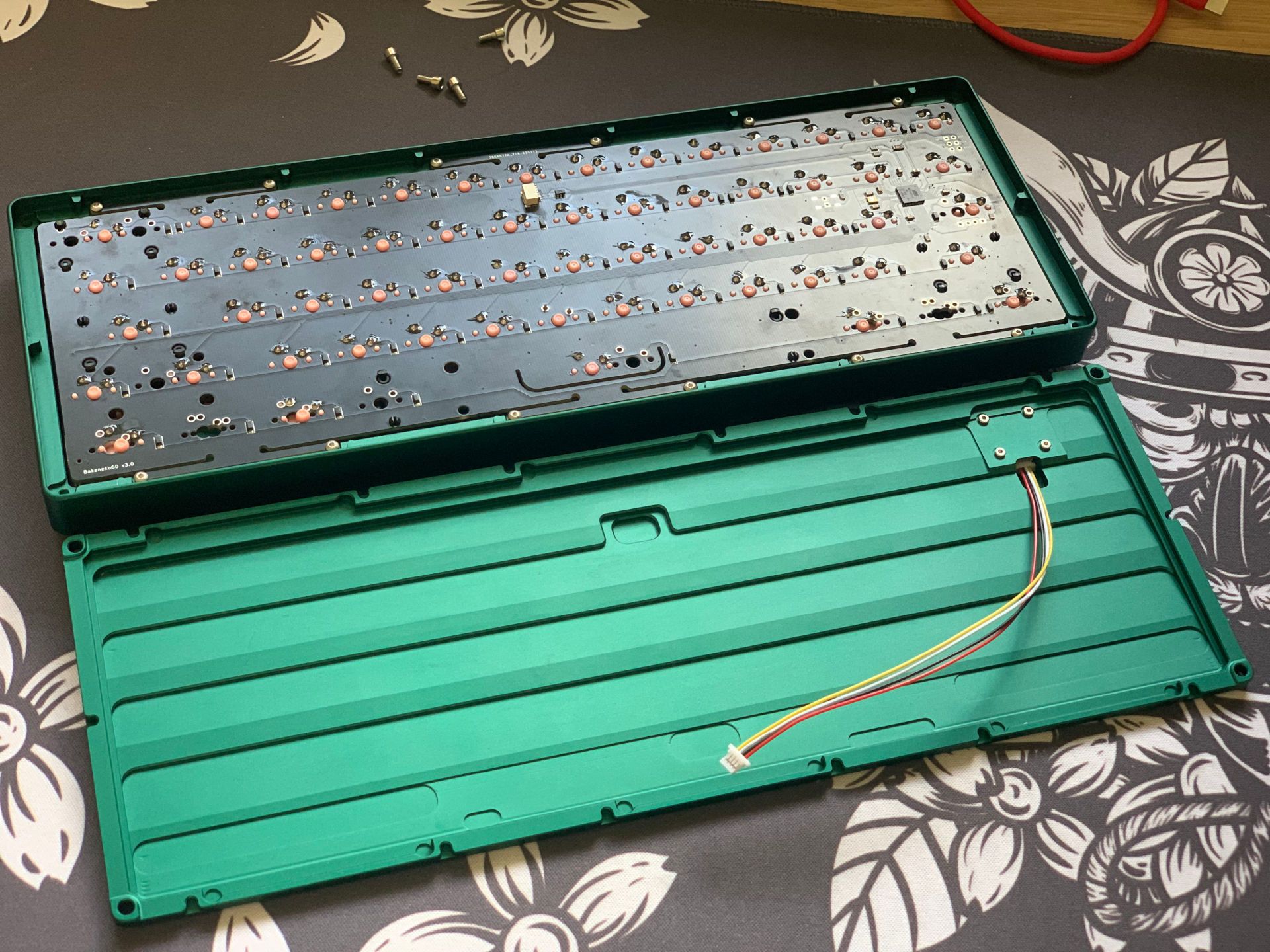 Martingale - Bottom Case