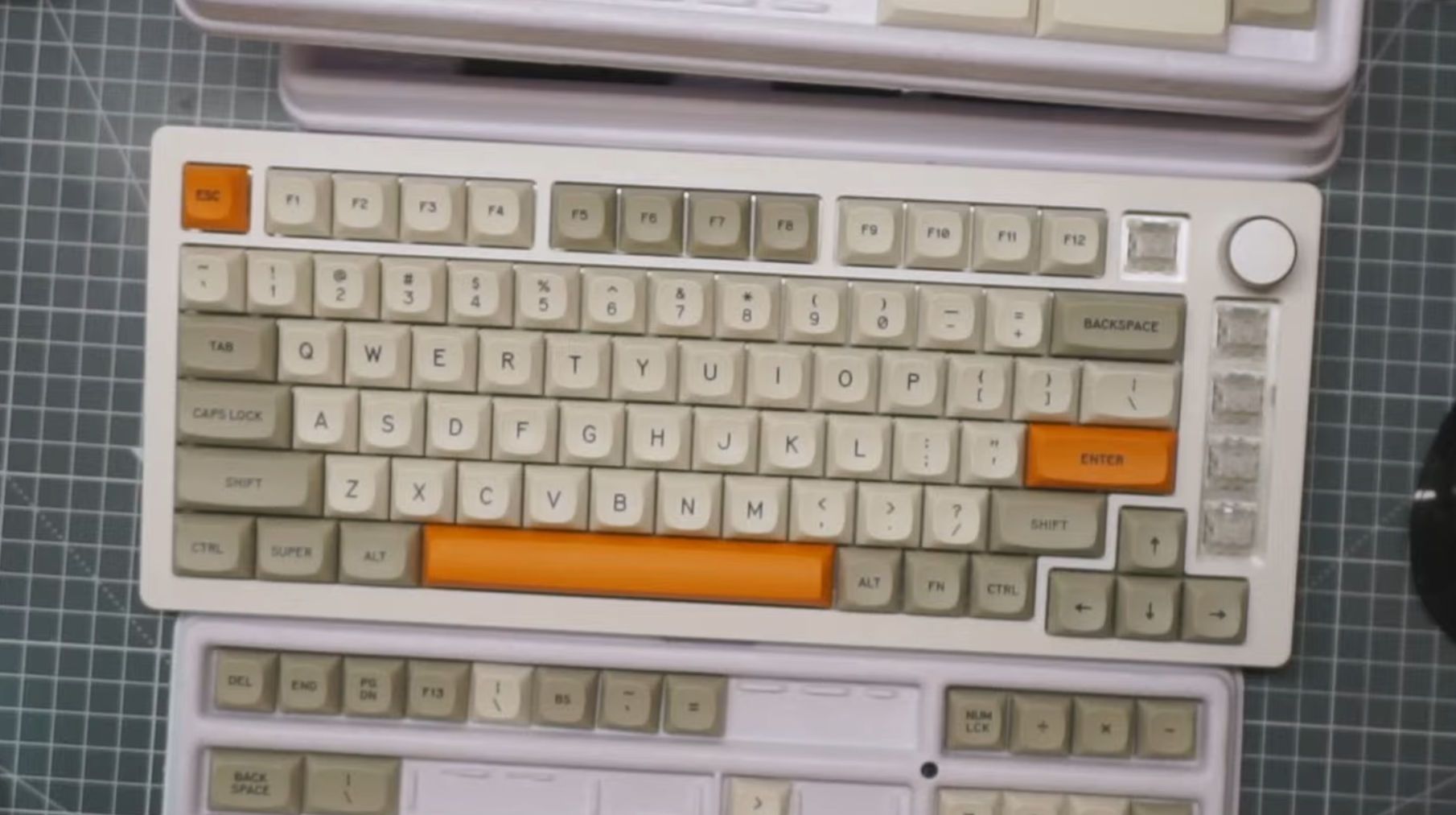 MTNU - Beige kit