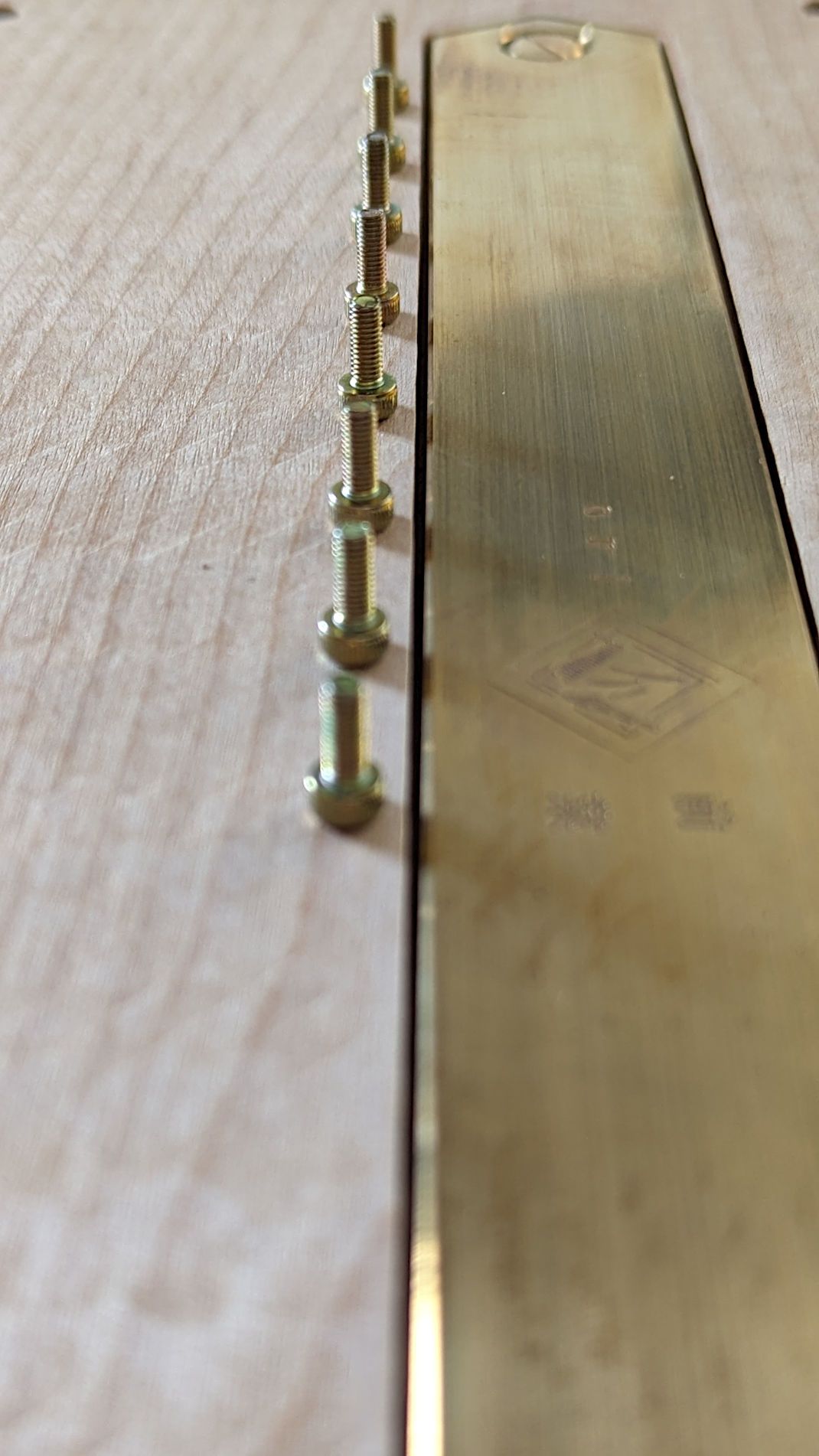 Zensai 65 by shoonie - Screws