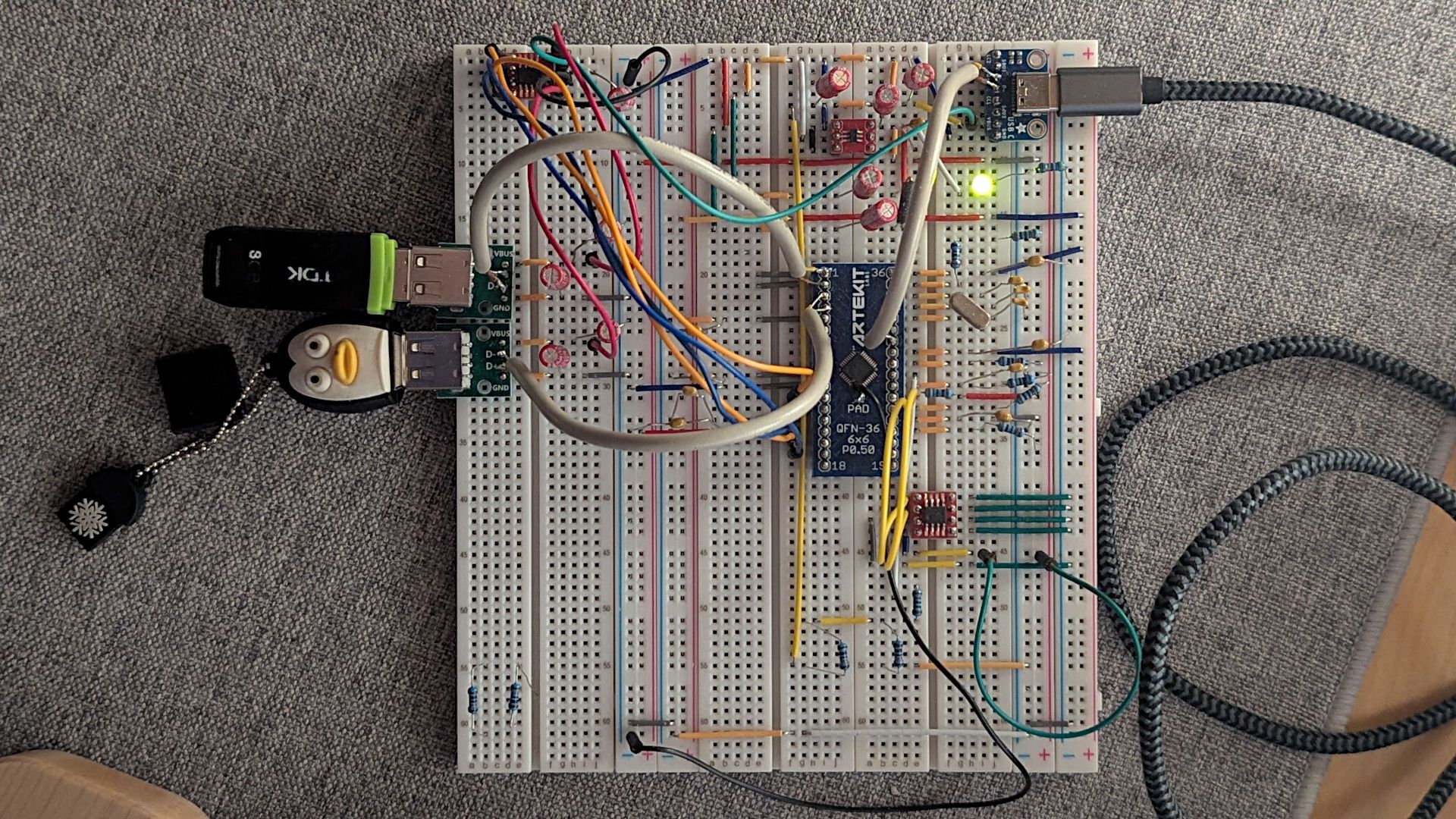 USB 2.0 Hub Prototype