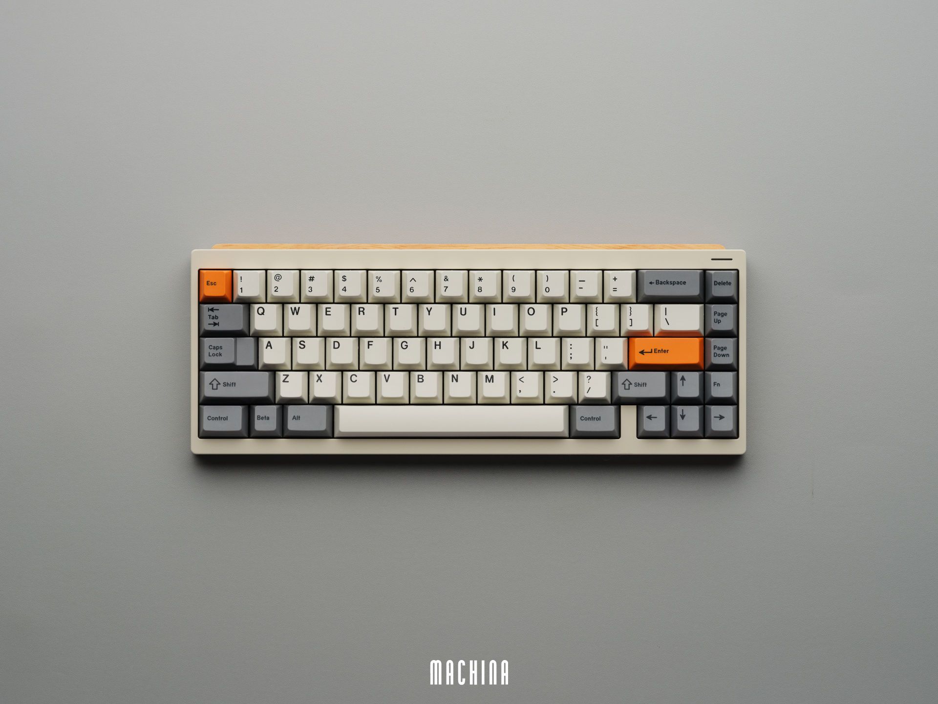 Tiga by Machina - Top