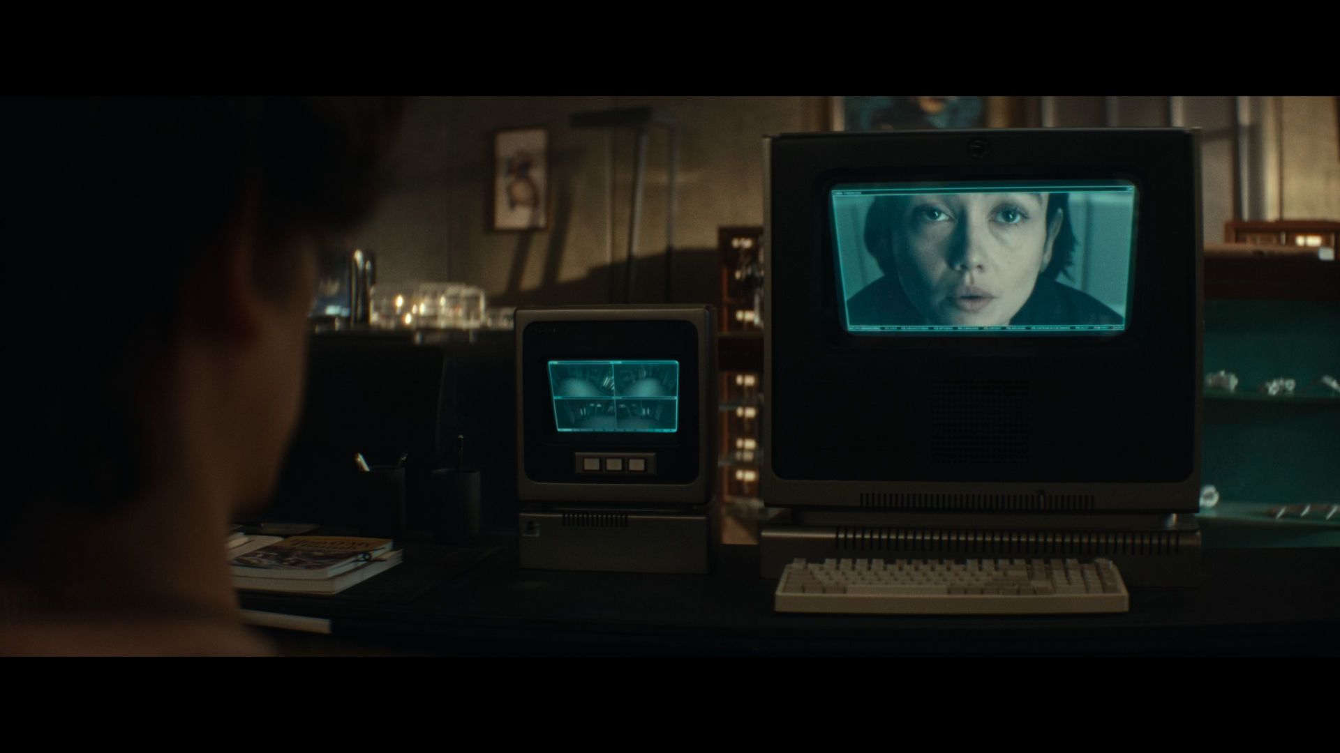movie_spots_009_alien_earth_01.jpg